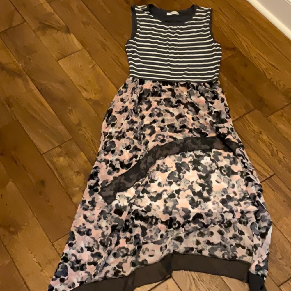 Asymmetrical hem, midi dress